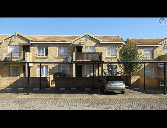 2 BEDROOM APARTMENT FOR SALE IN HONEYPARK